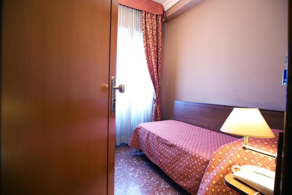 Hotel Derby โรม ห้อง รูปภาพ